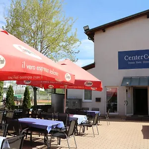 3* Hotell Centercourt